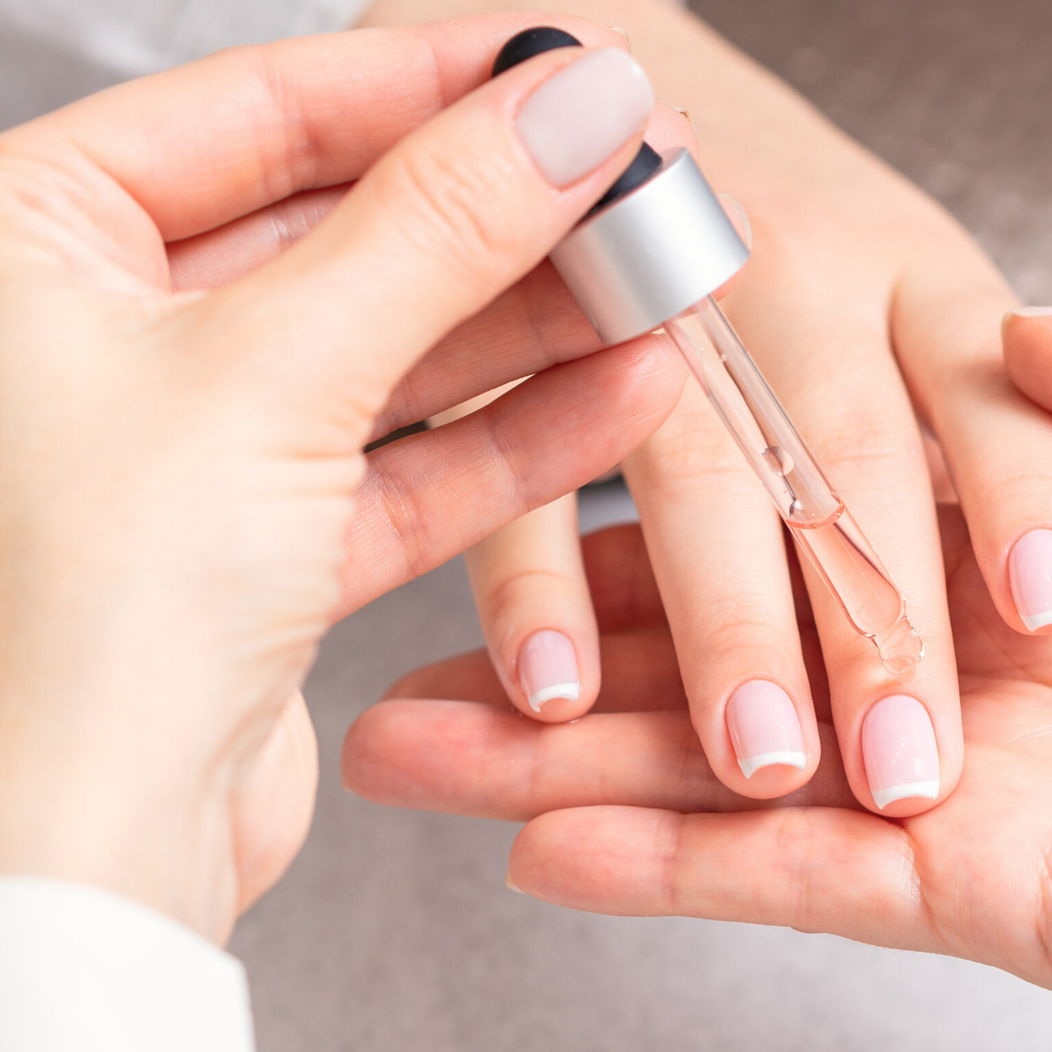 DIY Nail Strengthening Serum barnhouseblue